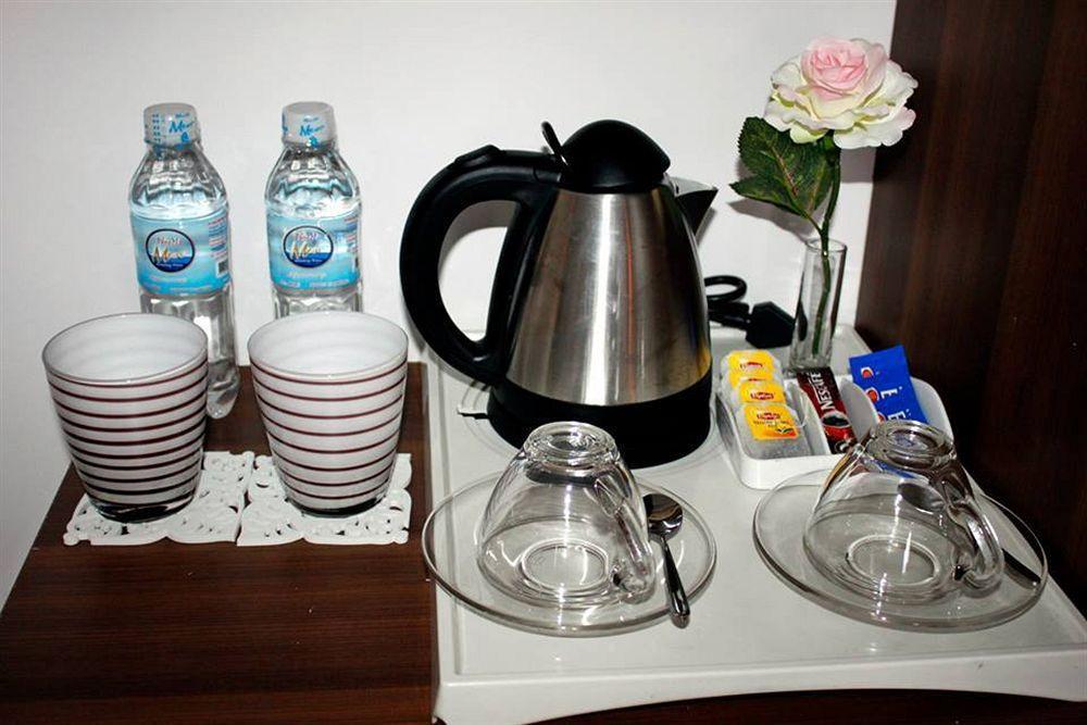 Moon Julie Hotel Sihanoukville Dış mekan fotoğraf